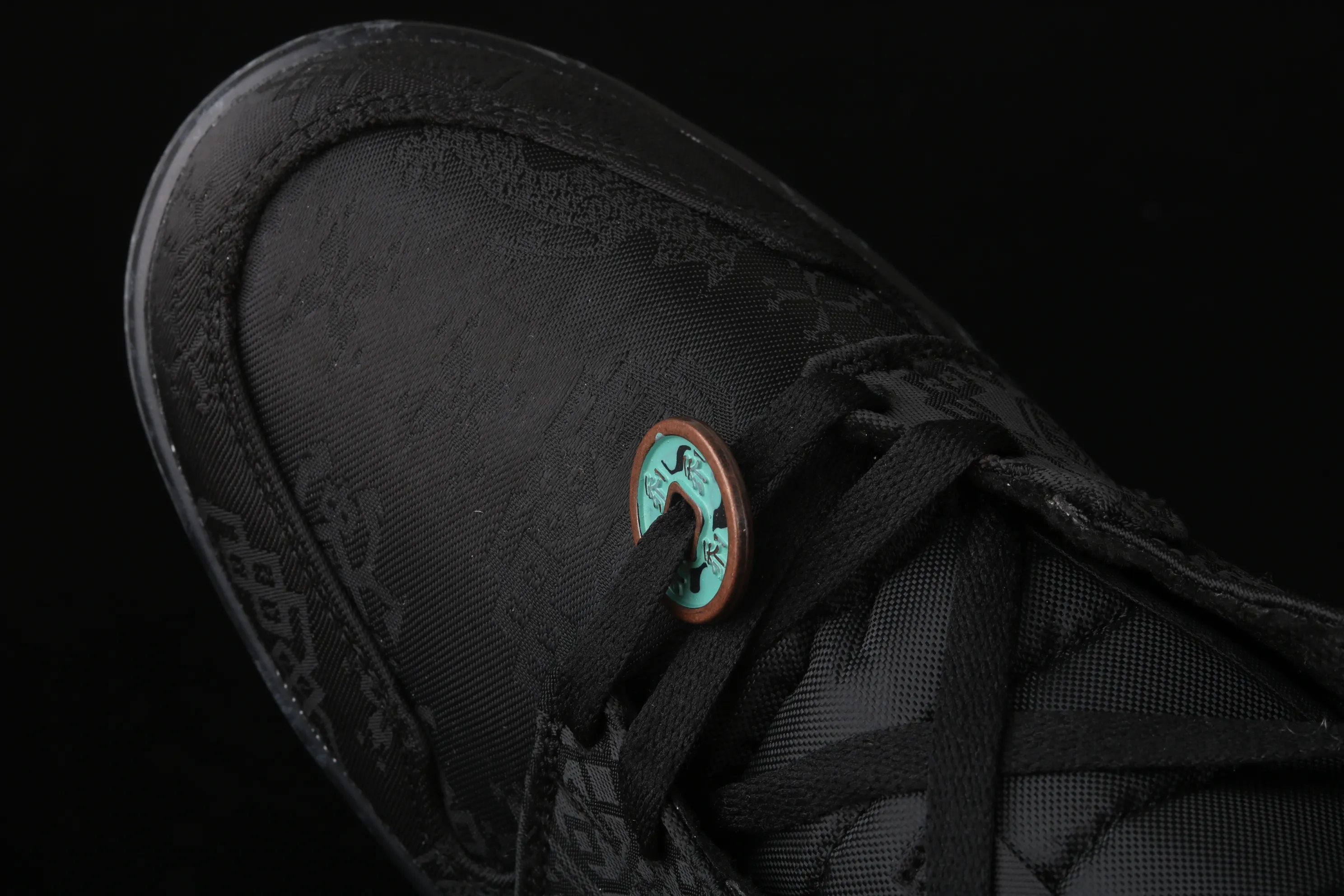 All categories Air Jordan Jordan series basketball shoes Air Jordan 1 Mid CLOT x Air Jordan 1 Mid "Fearless" AJ1 Joe 1 mid-top black silk CU2804-300